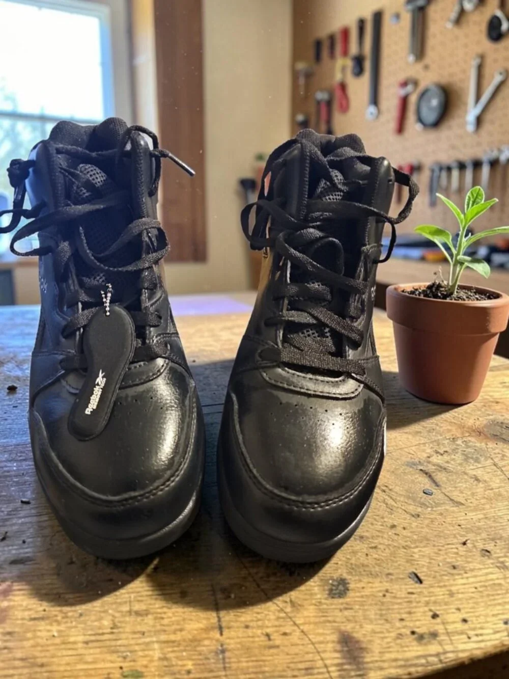 Reebok Steel Toe Work Shoes – Size 10W Men / 12W Women – Black Leather